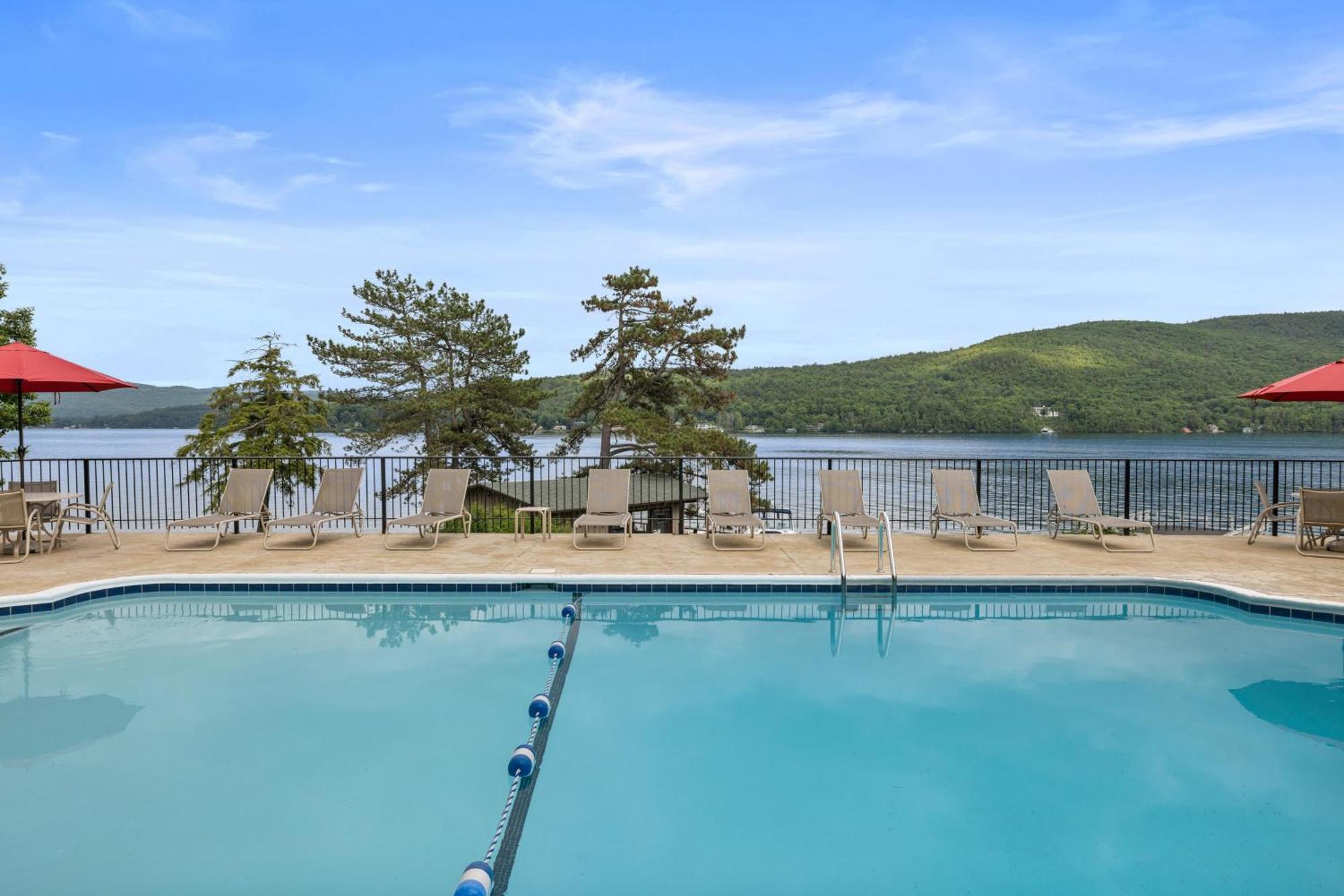 Sun Castle Resort Lake George Exterior foto